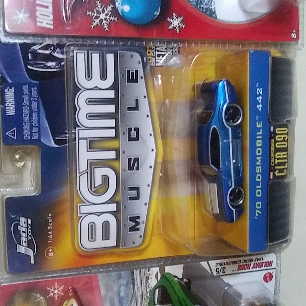 Bigtime Muscle cars & Dub city cars.